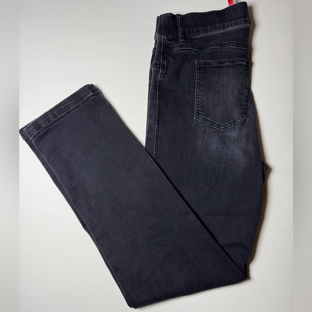SPANX Black/Gray Pull On Skinny Jeans. Large Ankle length stretch denim.